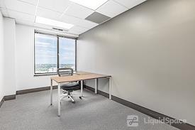 Regus | Clark Tower