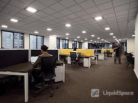 CorporateCubes.Co - 333 Collins