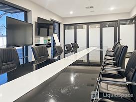 Regus | TX, Bedford - Airport Freeway
