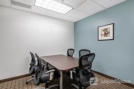 Regus | Westport View Corporate Center