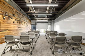 Roam Peachtree Corners