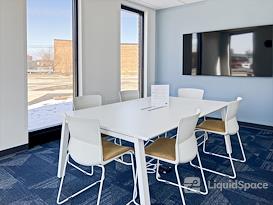 HQ | IL, Bensenville - W Grand Ave