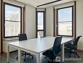 Signature | Milan, Torre Velasca