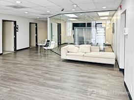 Regus | MI, Waterford - Pontiac Lake Rd