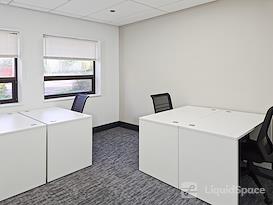 HQ | OH, Middleburg Heights - Engle Rd