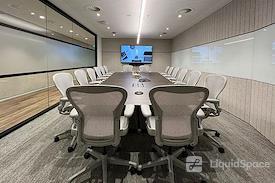 The Executive Centre - Salesforce Tower