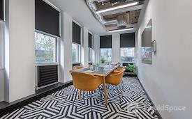 Iconic Offices | The Greenway