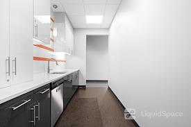 Regus | Cap Trust Tower