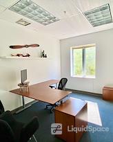 Hangr Coworks - Clifton Park