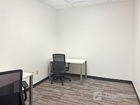 Regus | LA, Lafayette - W. Pinhook Rd.