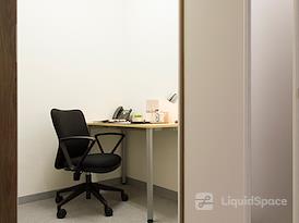 Open Office | Fukuoka, Hakata Ekimaedori (Open Office)