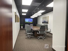 Lucid Private Offices | LBJ Freeway - Farmers Branch