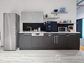 Regus | Prague, Dynamica