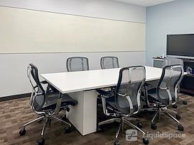 Regus | Perimeter Woods