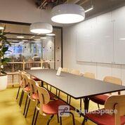 WeWork | No 1 Poultry