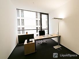 Regus | Budapest, First Site