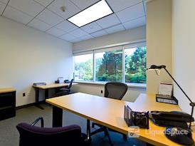 Regus | Melville Expressway II