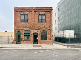 HQ | CA, Bakersfield - Eye St.