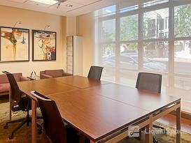 Regus | FL, Tallahassee – Alliance Center