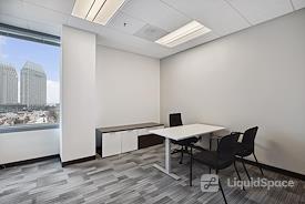 655 West Broadway