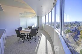 (BH2) Beverly Hills Triangle 2