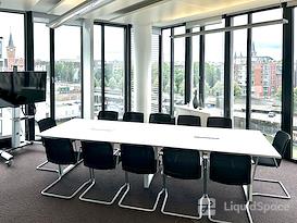 Regus | Cologne, Kranhaus 1