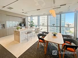 Regus | Qingdao, Ocean Sky Center