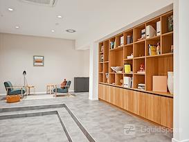 SPACES | Vienna, Schwarzenbergplatz