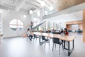 Regus | Plano - Spaces Shops of Legacy