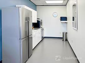 Regus | Houston - Buccaneer Ln.