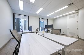 Flexday Suite - 141 Adelaide St. W