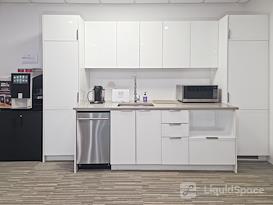 Regus | QC, Verdun - Pl Du Commerce