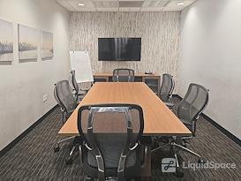 Regus || 4 Palo Alto Square