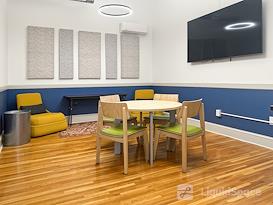 HQ | MD, Westminster - E Main St