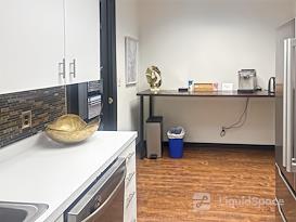 Regus | Chapel Hill - E Frankin St