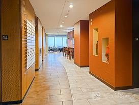 Regus | One Riverwalk Place
