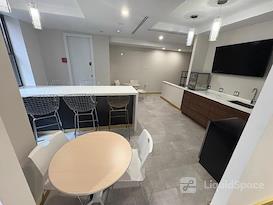 Jay Suites - Fifth Avenue Location