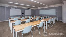 WeWork | 729 N Washington Ave