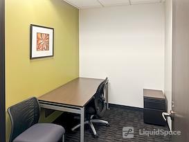 Regus | RenCen