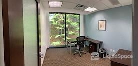 Regus || Galleria at PNC Plaza
