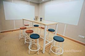 WeWork Krishe Emerald