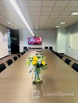 CorporateCubes.Co - 333 Collins