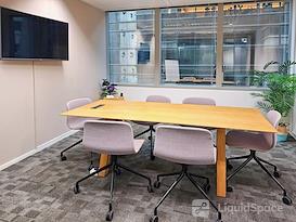 Regus | Hong Kong, 181 QRC