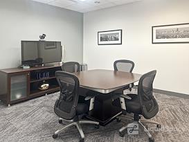 Regus | Arroyo Crossing