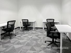 HQ | KY, Hebron - Litton Lane