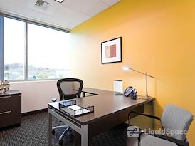 Regus | Cush Plaza