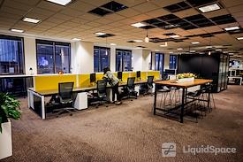 CorporateCubes.Co - 333 Collins