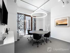 SPACES | Milan, Piazza Vetra