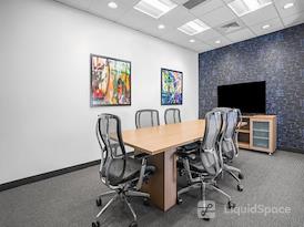 Regus | Beaverton Round