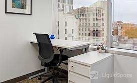 Regus | Sun Trust Center Downtown